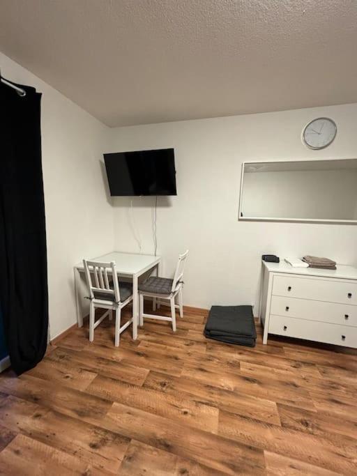 Gemuetliche Wohnung Mit Balkon Σααρμπρύκεν Εξωτερικό φωτογραφία